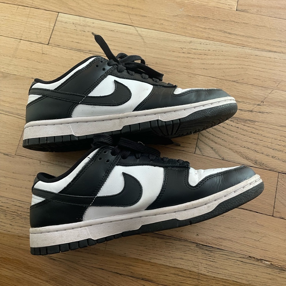Women’s Nike Panda Dunks